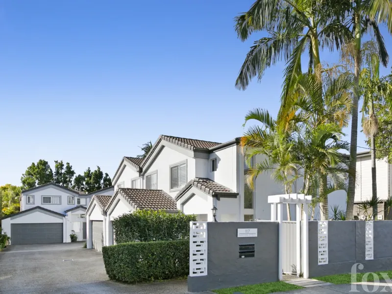 TOWNHOUSE – 3 BEDROOMS