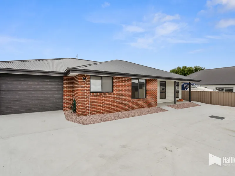 Near new and Modern Villa