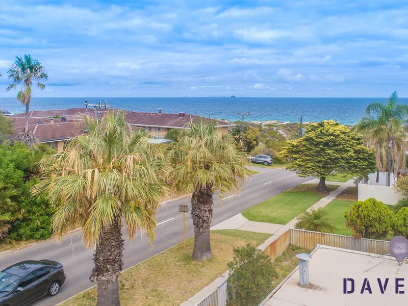 Ocean views from your loungeroom! 