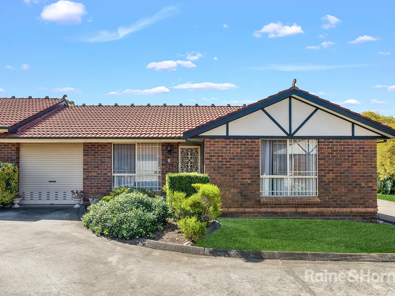 RECENTLY RENOVATED COZY TWO BEDROOM HOME IN INGLEBURN!