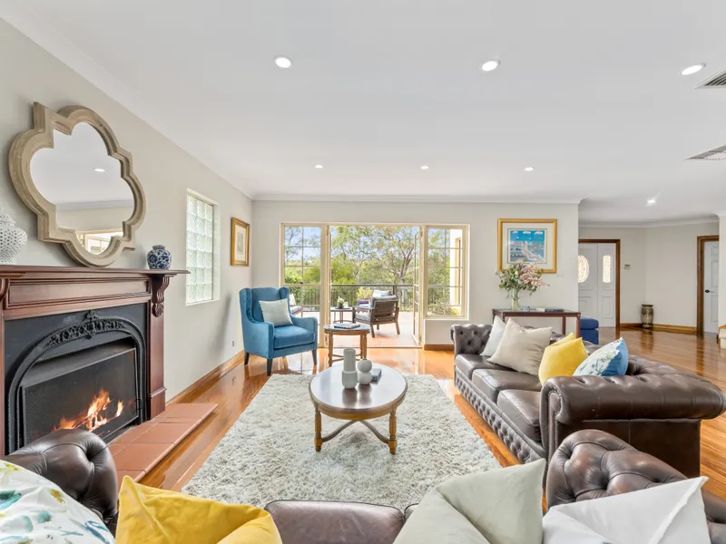 Luxurious 5 Bedroom Home