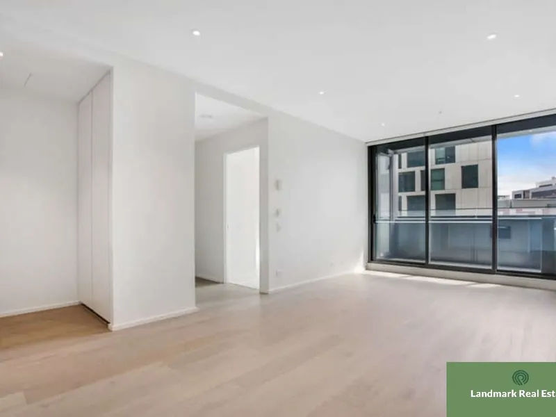 Superb 1 Bedroom on Collins