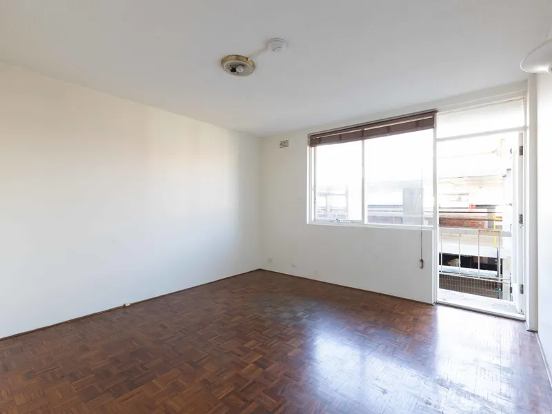 Conveniently Located Studio