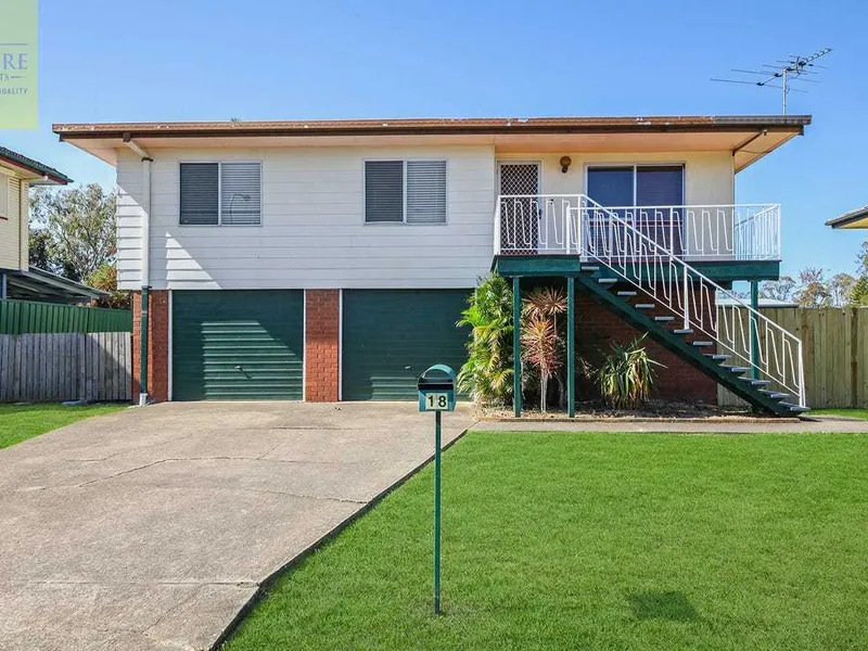 This lovingly maintained home is situated in a convenient part of Bald Hills.