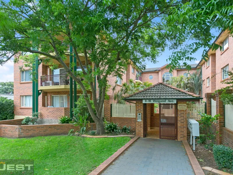 Ideal Location - Close to All