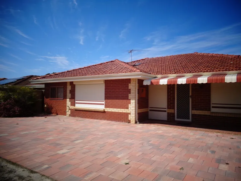 Delightful Home in the Heart of Morley!