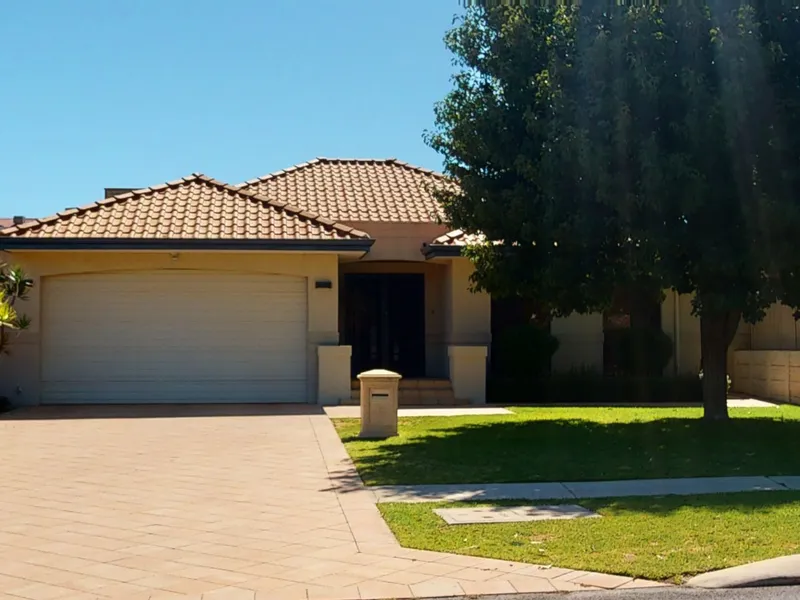 Beautiful Boulton ** HOME OPEN CANCELLED ***