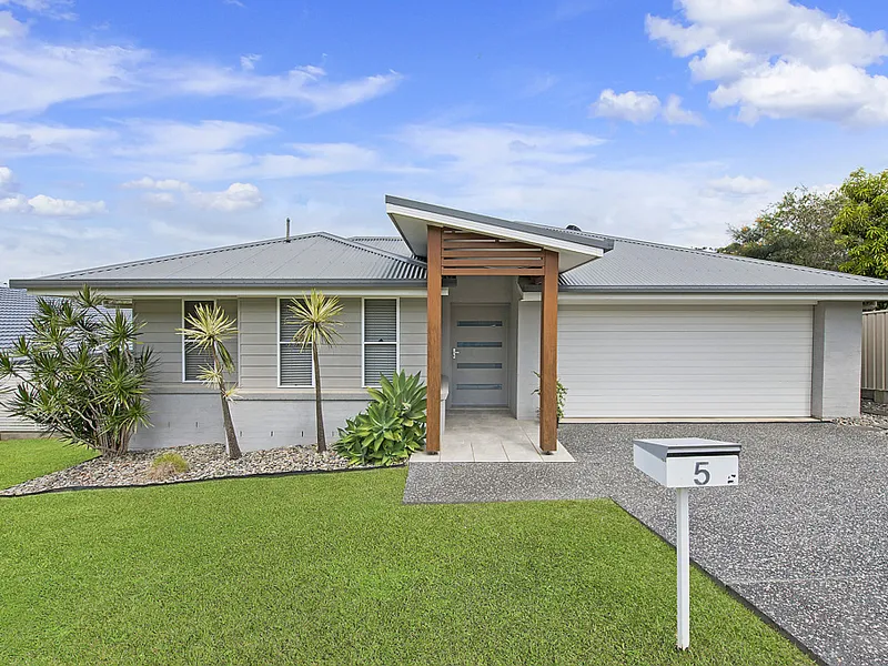 Modern Home with Side Access Plus Shed!