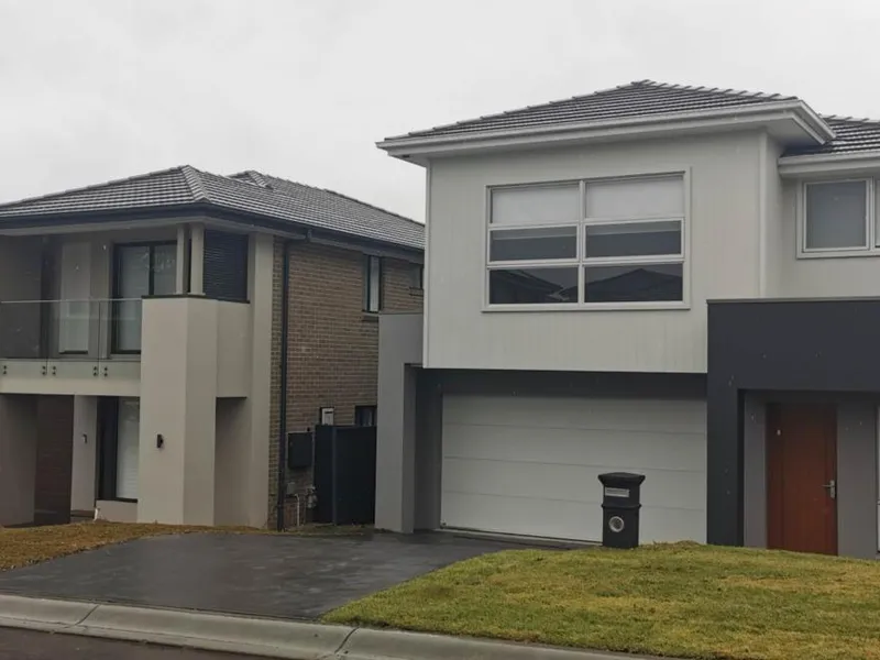 Brand New 4 Bedroom House Double Garage for lease