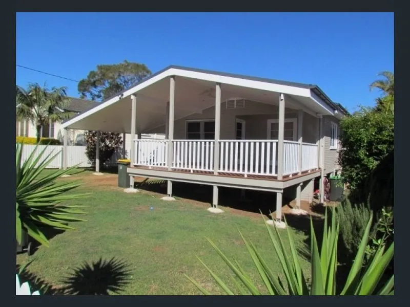 Pet friendly - Beautiful and Secure Low-Set 3 Bedroom Home in Convenient and Beautiful Location