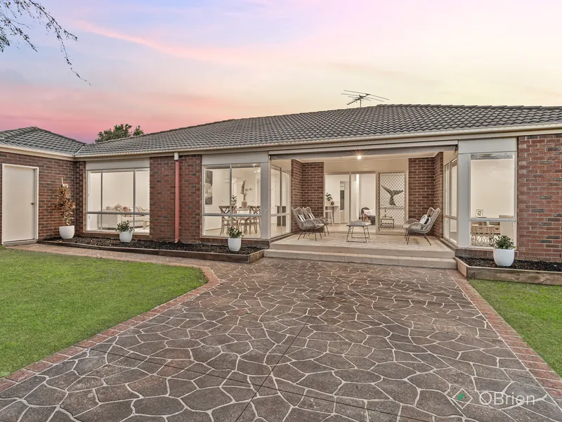 The Perfect Blend Of Charm, Space & Style!