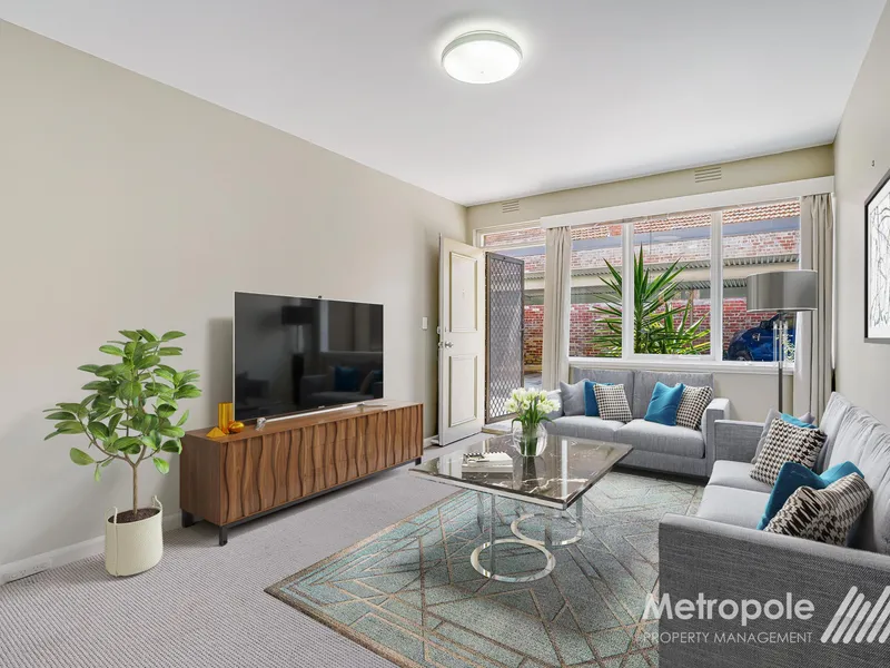 RENOVATED, LIGHT-FILLED AND STYLISH TWO-BEDROOM APARTMENT