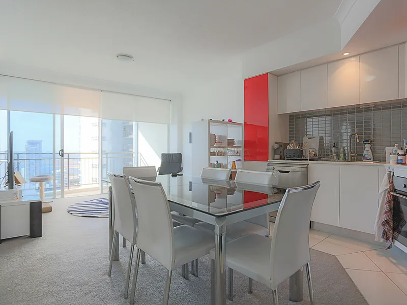 Spectacular Broadwater Views 
