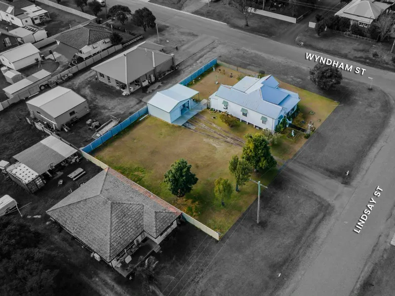 1,200sqm Corner Block with 2 Street Frontages