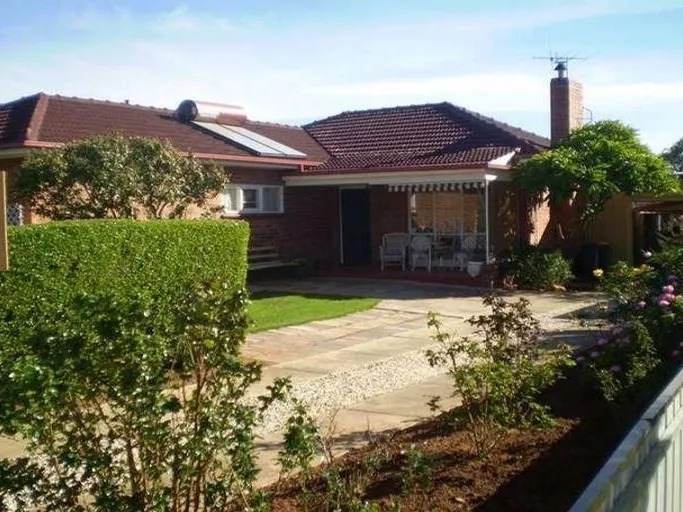 neat and tidy 3 bedroom home