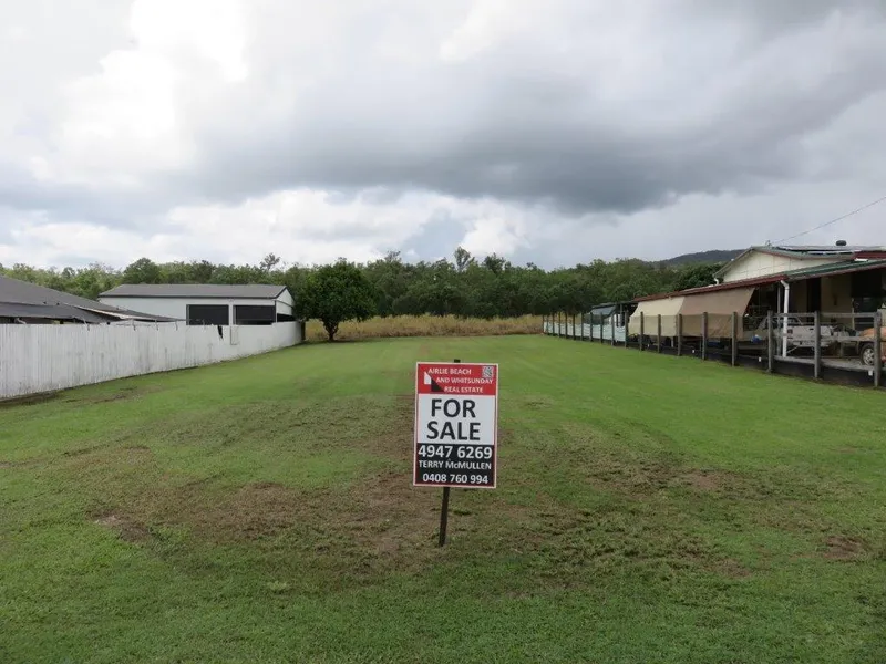 1,012 m2 LEVEL ALLOTMENT AT CALEN, HALF HOUR TO MACKAY QLD