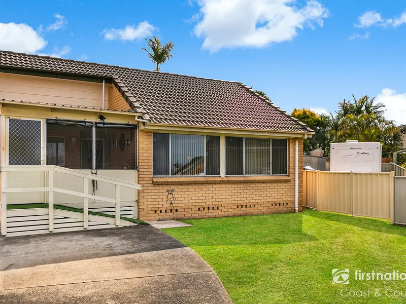 Quiet and convenient 3-bedroom free-standing villa.