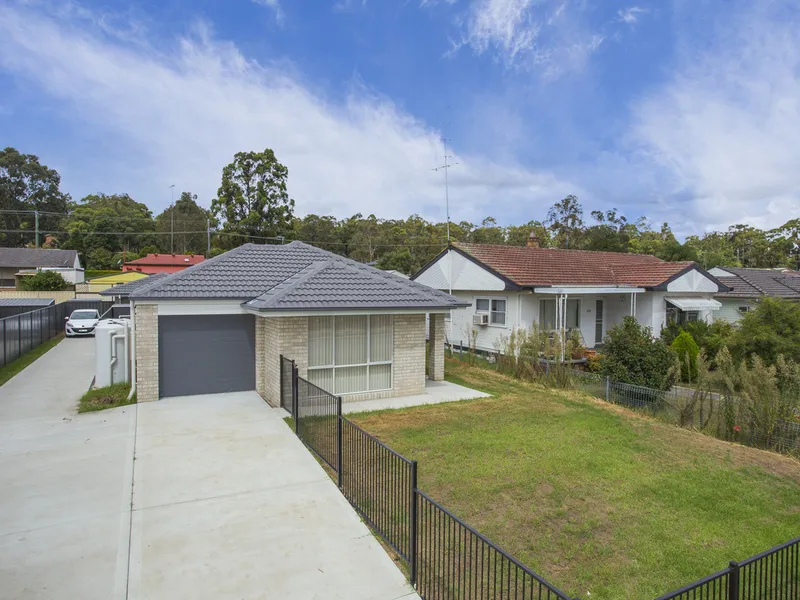 SUBMIT APPLICATION PRIOR TO VIEWING