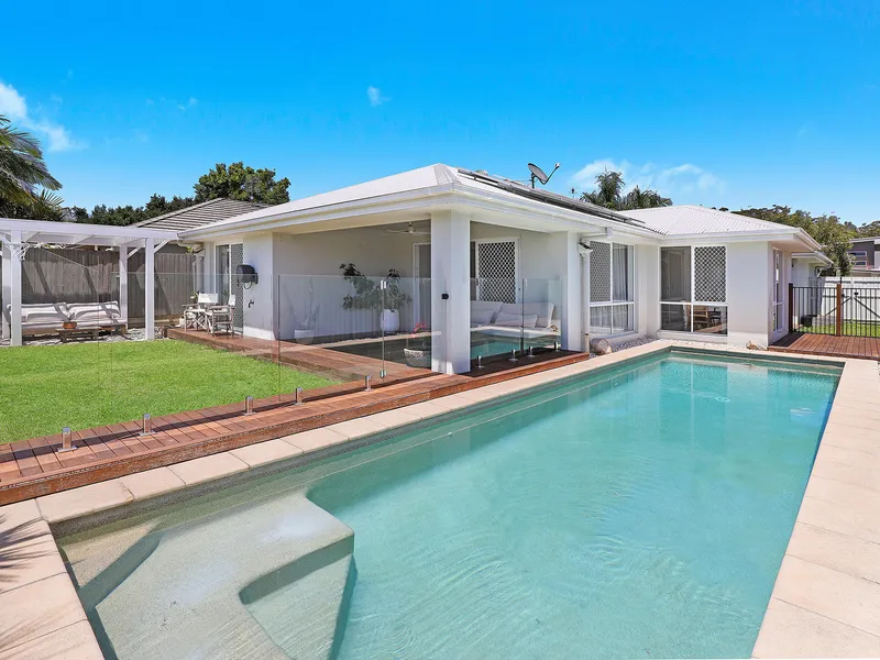 Ultimate Family Home, Great Family Location!