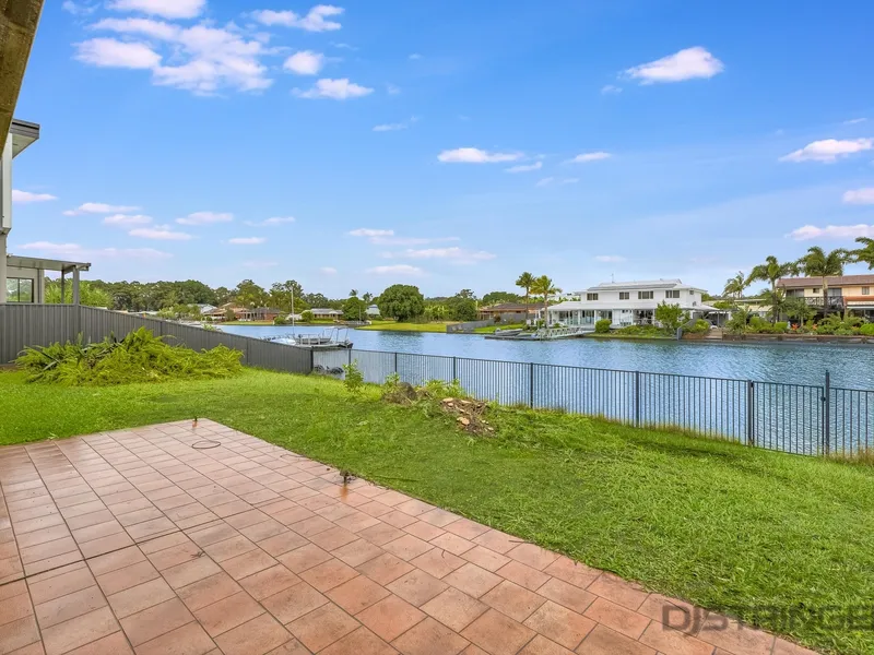 WATERFRONT RENOVATOR - worst house best street!