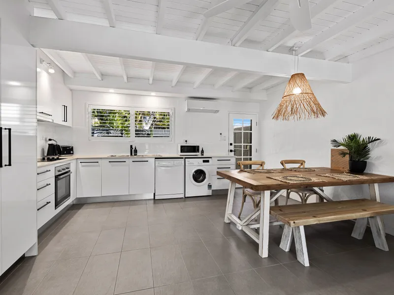 Stylishly renovated townhouse only minutes to Noosa Junction and Noosa main beach