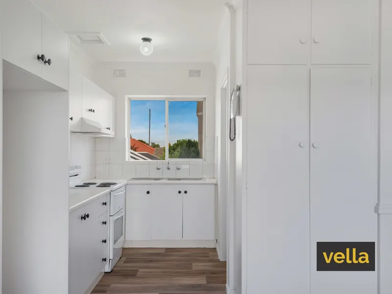 *** Leased *** Excellent Location! Not To Be Missed!