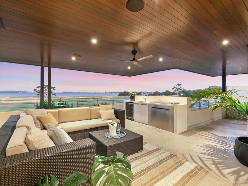 Luxurious Serenity. Unrivaled Waterfront.