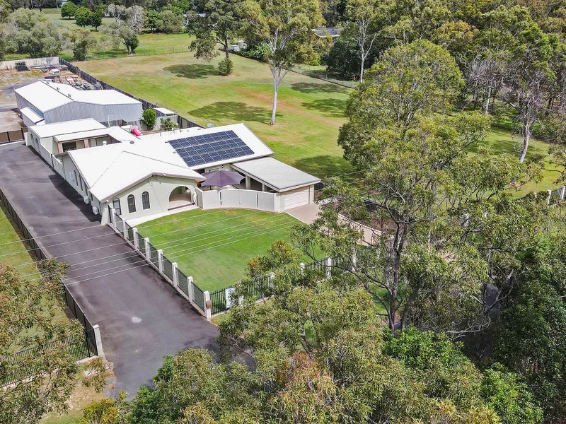 BEAUTIFUL HOME, POOL, INDUSTRIAL SIZED SHED SPACE + 2.3ACRES