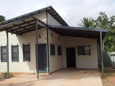 MODERN 4x2 + Study - Close to CBD