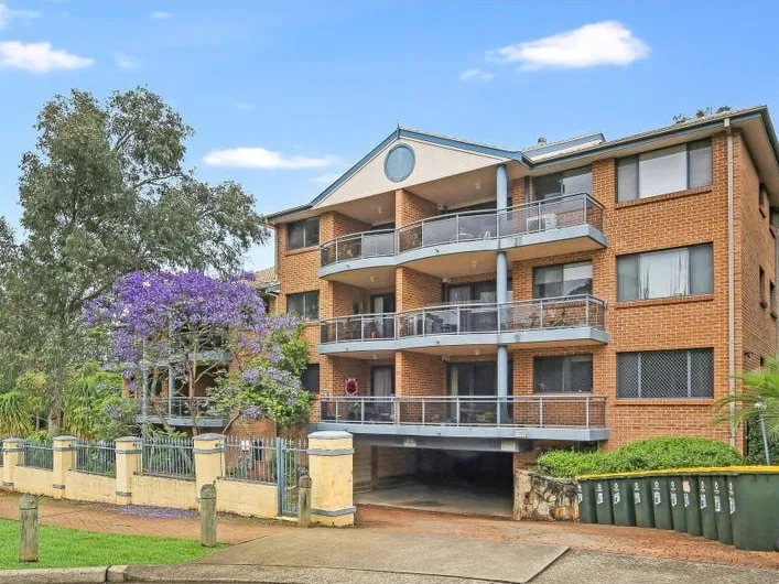 Two Bedroom Unit with leafy outlook