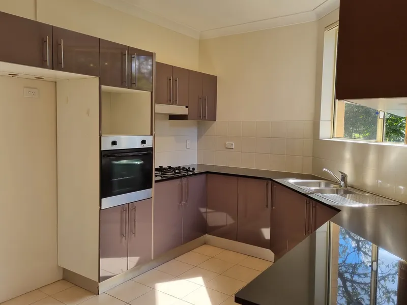 House Size 3 Bedroom Villa With Parkland Views