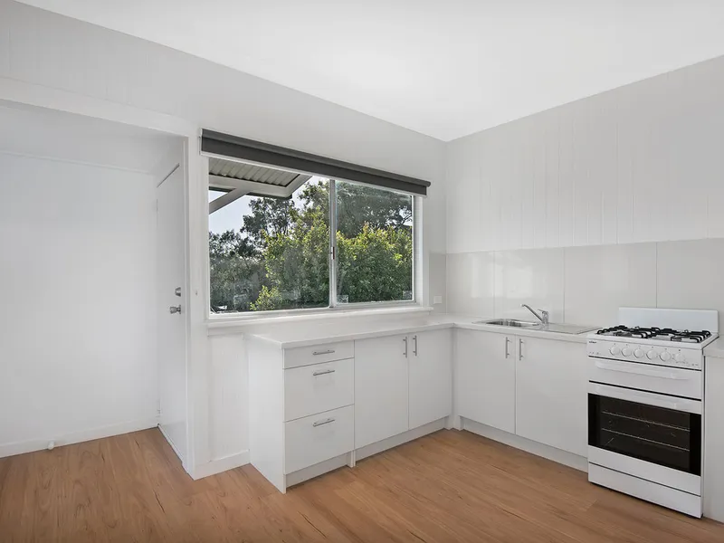 Newly renovated two bedroom apartment in fantastic location