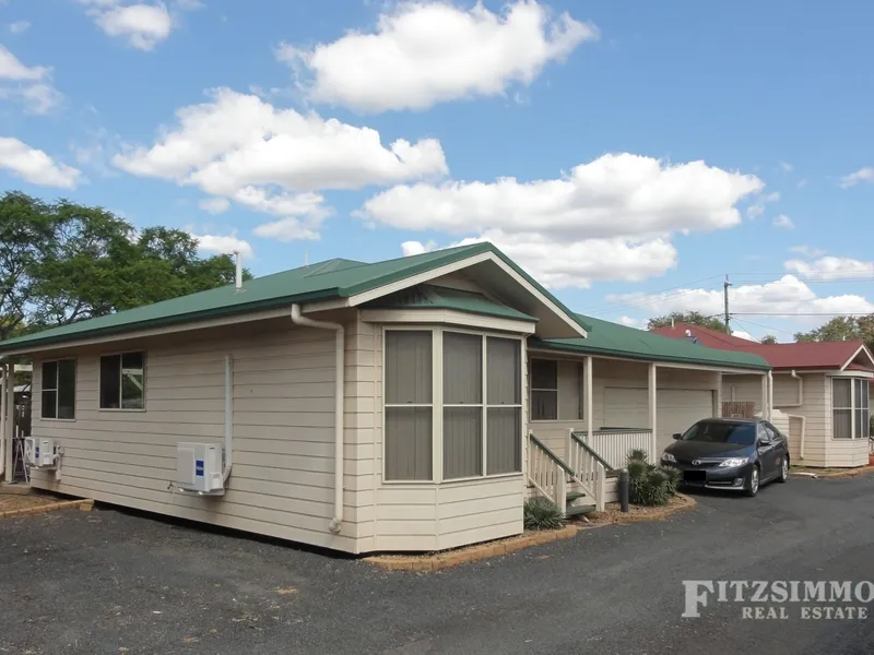 RARE 3 BEDROOM UNIT - CENTRAL DALBY