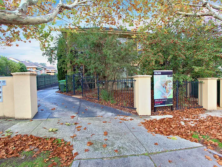 Two bedroom apartment in great location