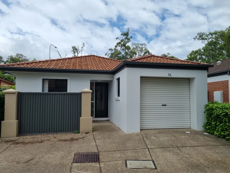 Centrally Located Unit in the Heart of Nerang