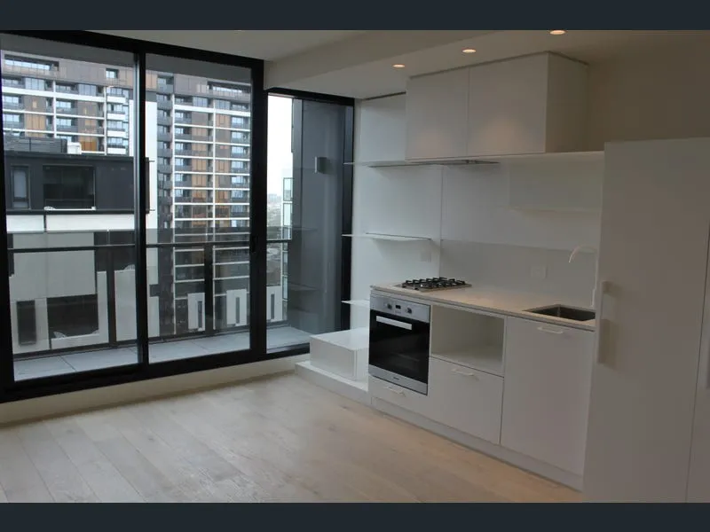 Fully Furnished Property located in the heart of South Yarra!