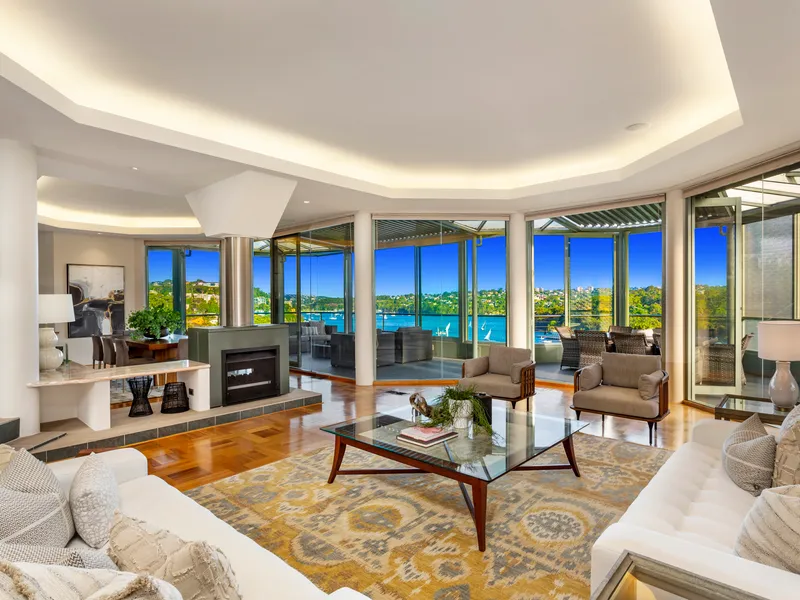 Majestic Waterfront-Reserve Paradise