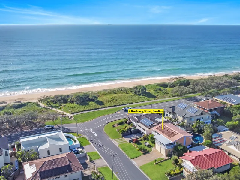 Uninterrupted Views, 1 Rooftop From The Beach