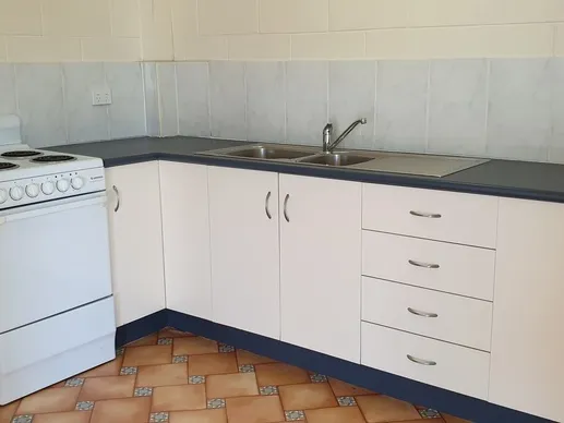 Fully air-conditioned - Handy Location - No lawn mowing!!