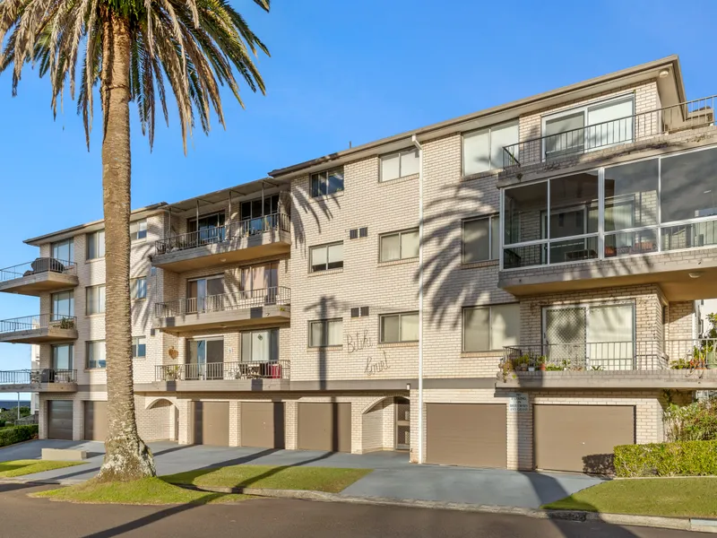 Charming Coastal Living at 4/29 Ocean Parade, The Entrance!