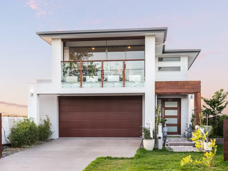 Stunning Executive Home in the Heart of Hendra!