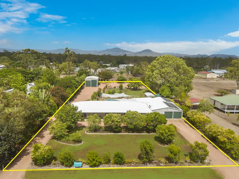 CITY CONVENIENCE AND AN ACRE OF QUALITY, COUNTRY LIVING.