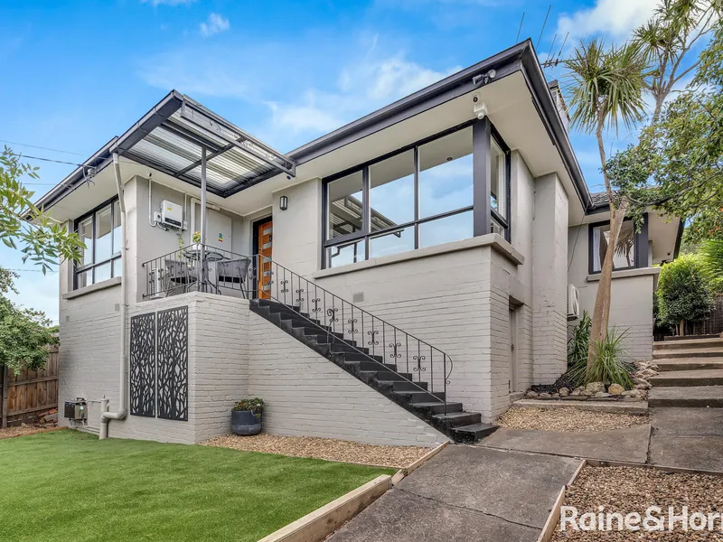 Enchanted Gardens with Superb City Vista