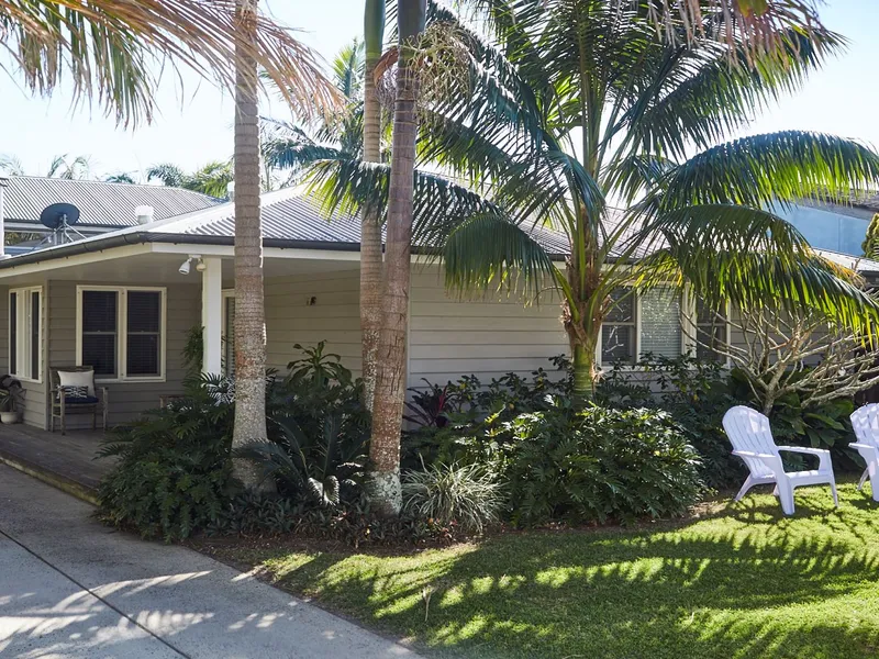 Super family home, positioned in arguably the best location in Byron Bay known locally as the Golden Grid.