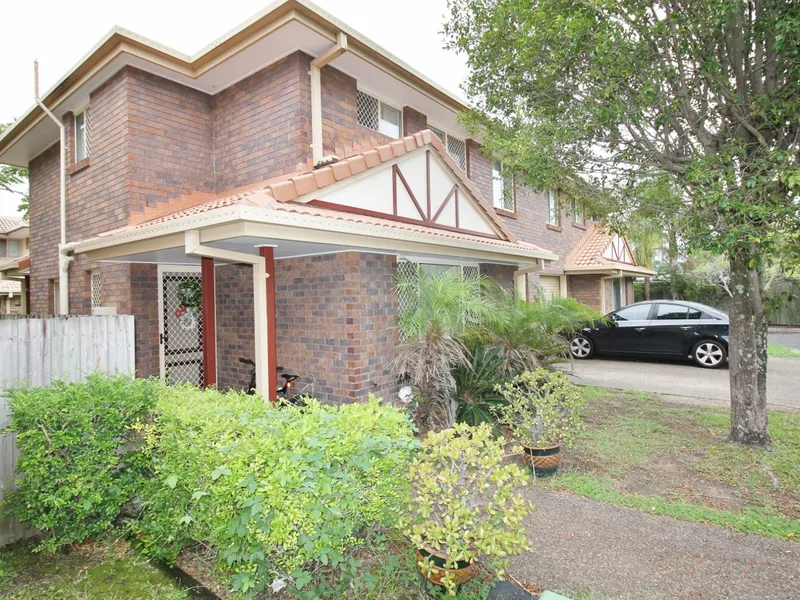 Excellent location ! Close to all amenities!