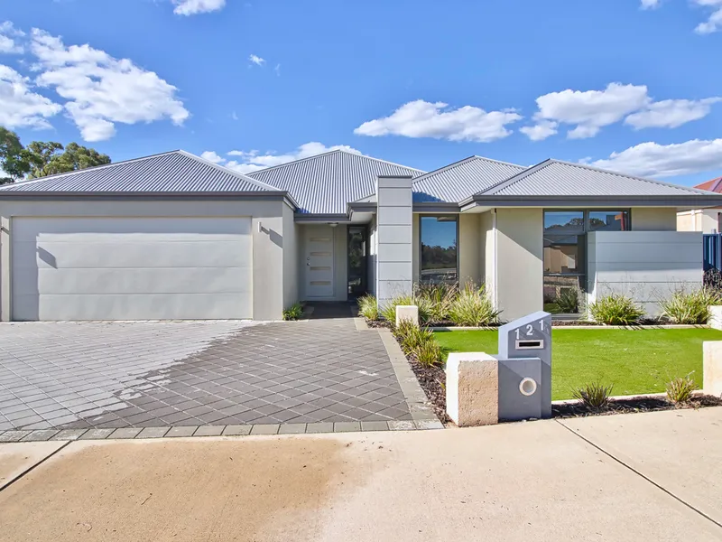 Large family home! Don't miss out!