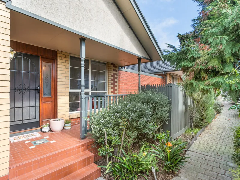 Modern 2-Bedroom Unit in Moonee Ponds