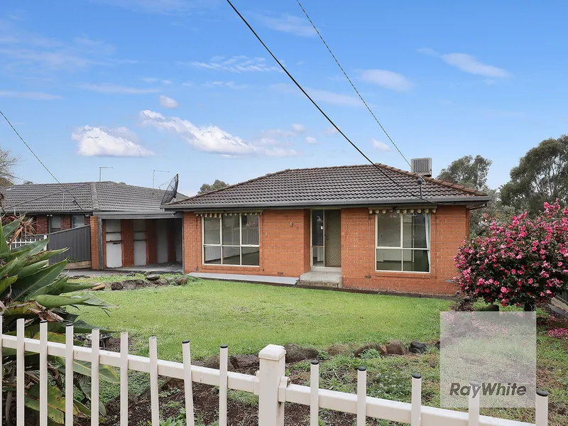 Perfect Family Home With Garden Included In Rent!