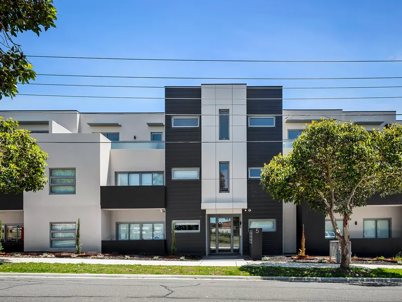 Owners Corp. Fee less than $1500p.a