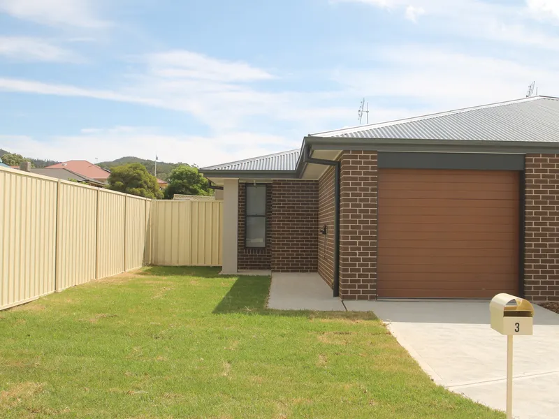 MODERN TWO BEDROOM DUPLEX